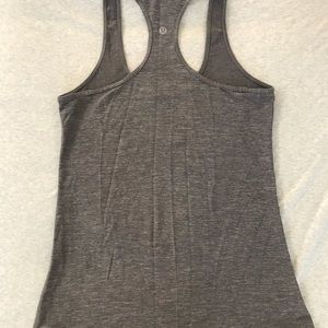 Lululemon tank top (super soft!!!)